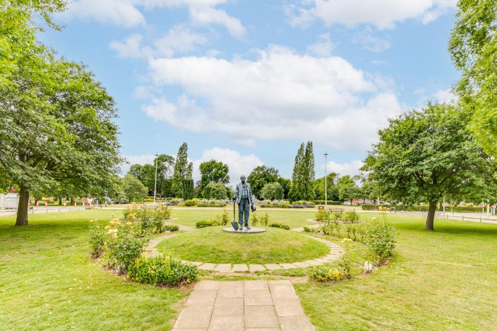 Additional image 3 of Guessens Road, Welwyn Garden City, Hertfordshire, AL8 6QA