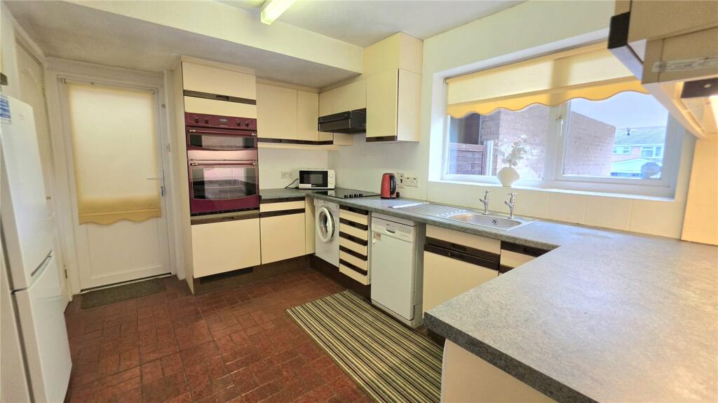 House in Coventry, Green Lane, Finham - More