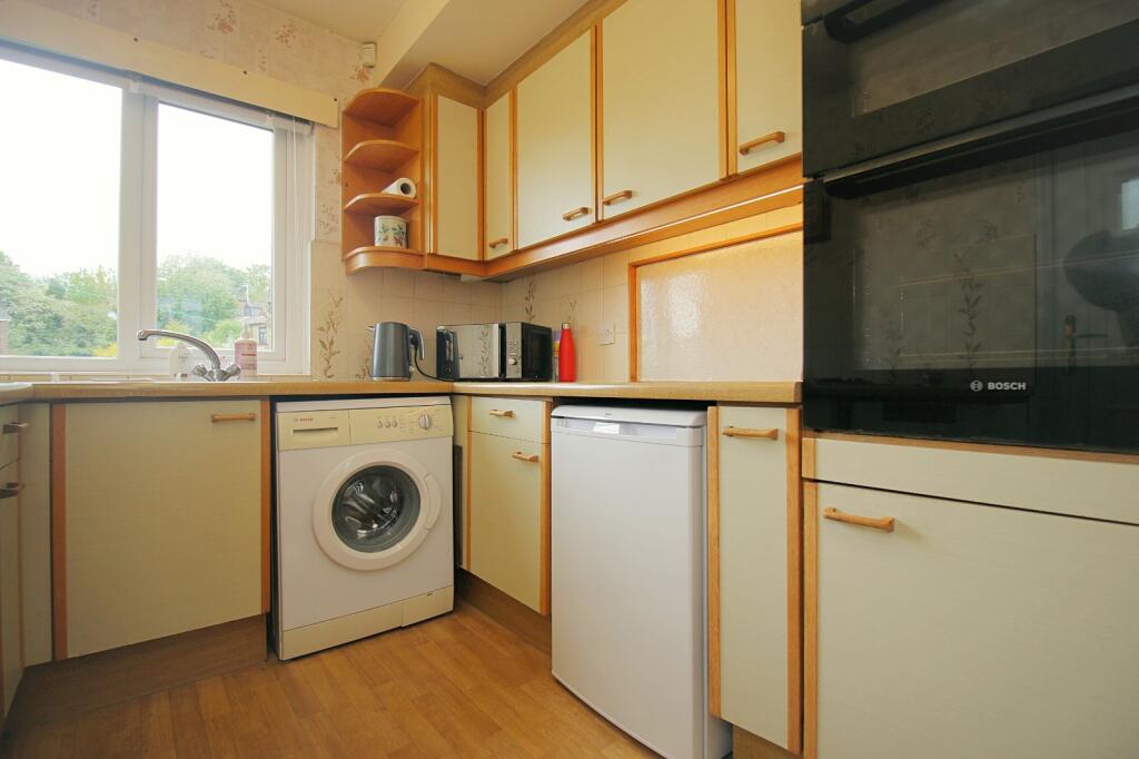 Furnace Grove, Low Moor, Bradford, BD12 photo 2
