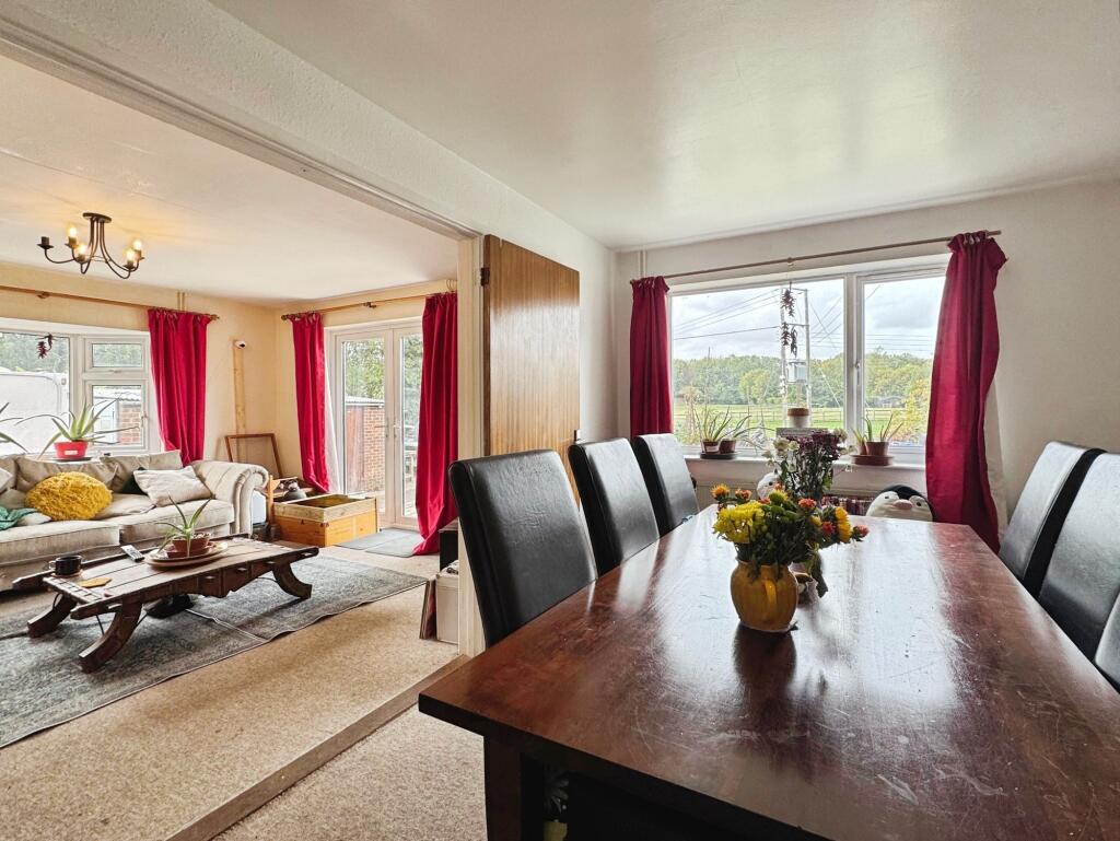 House in Swindon - View 4
