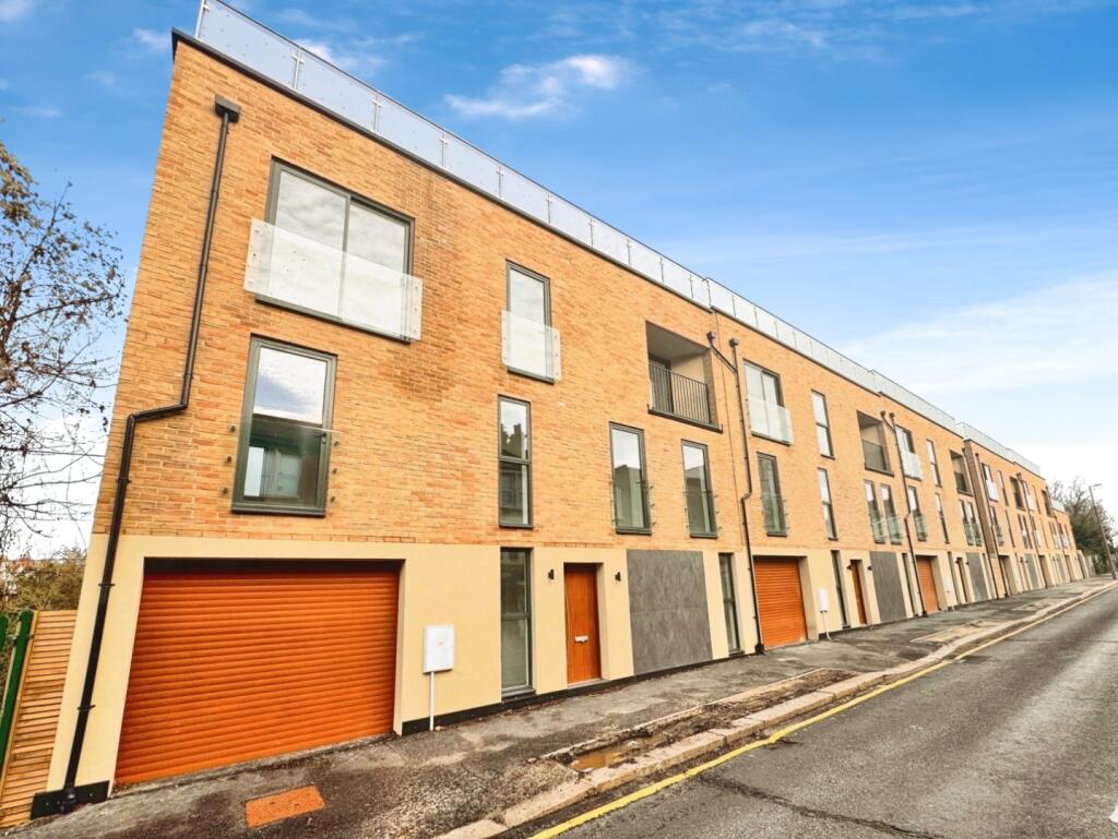 Main image of property: Station Road, Westcliff-On-Sea