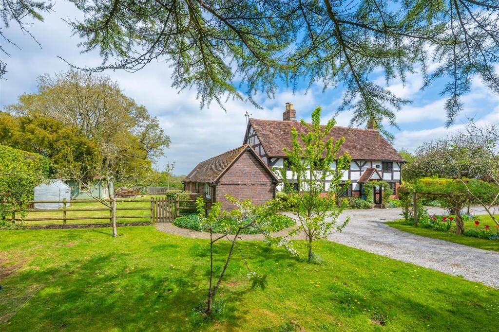 Main image of property: Vicarage Hill, Tanworth-In-Arden, Solihull