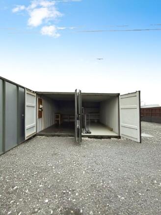 pbox-front_of_house-321592.jpg