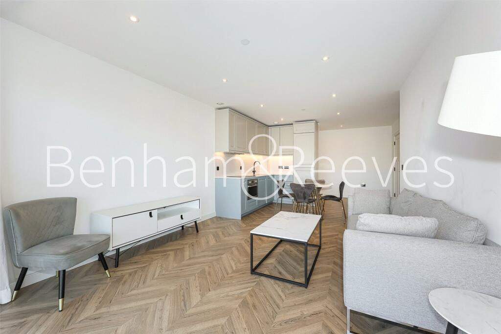Main image of property: Heritage Walk, Kingston upon Thames, KT1