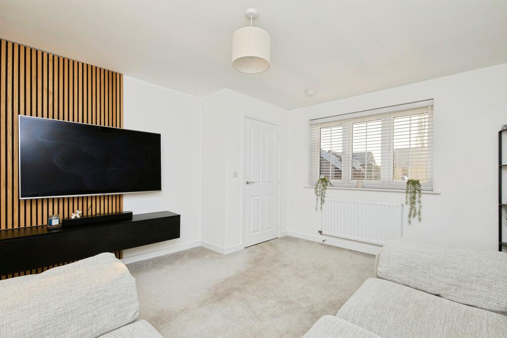 Queen Anne Drive, Allestree, Derby photo 3