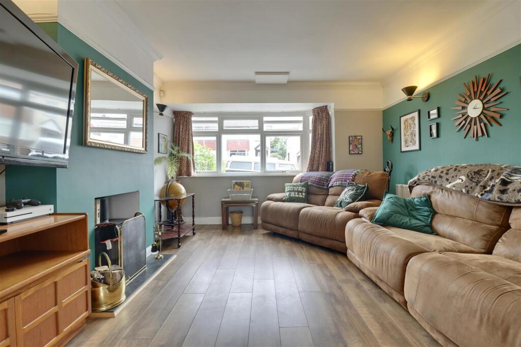 House in Portsmouth - View 2