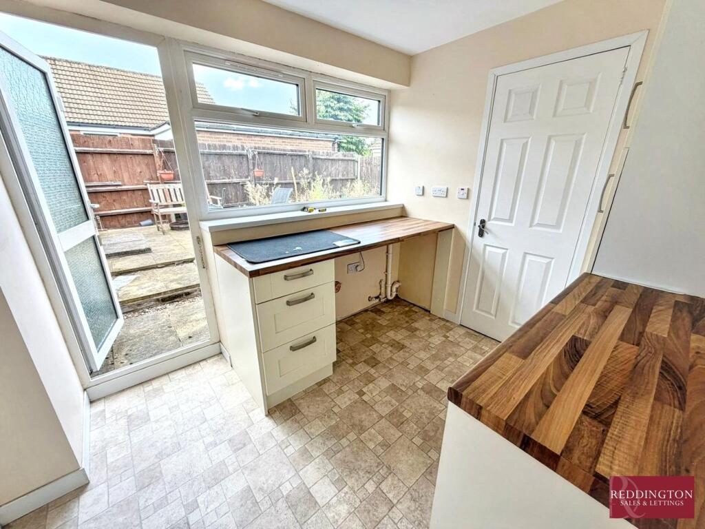 Peterfield Road, Whitwick, Coalville, LE67 photo 4