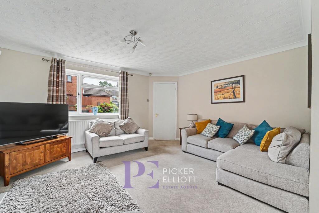 Falconers Green, Burbage, LE10 photo 4