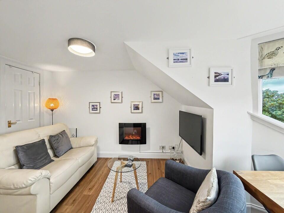 Apartment in Paisley - View 3
