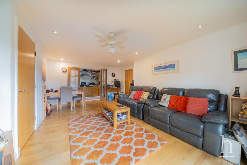 Apartment in Oxton, Claughton - More