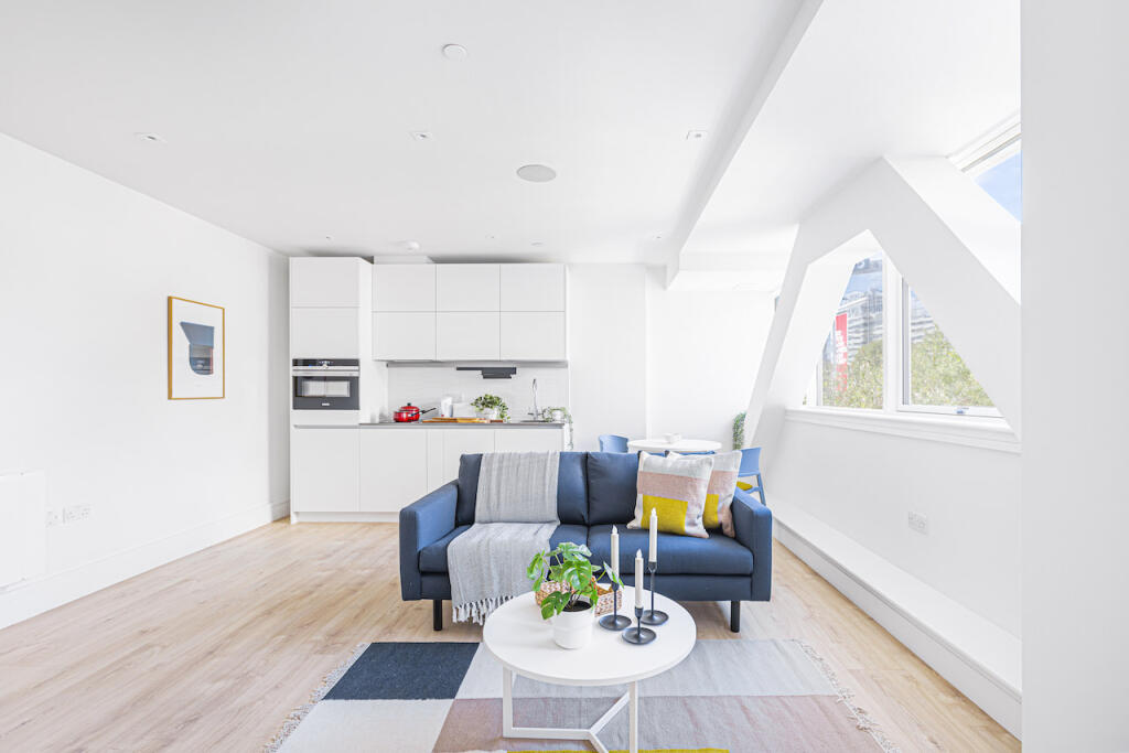 Apartment in Harrow - View 5