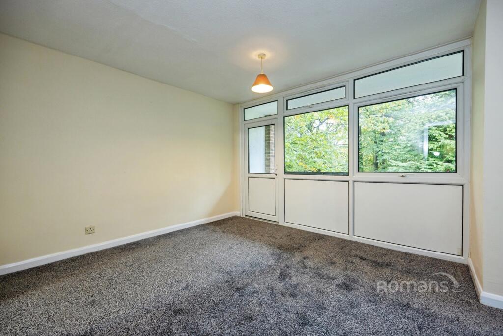 Apartment in Guildford - View 4
