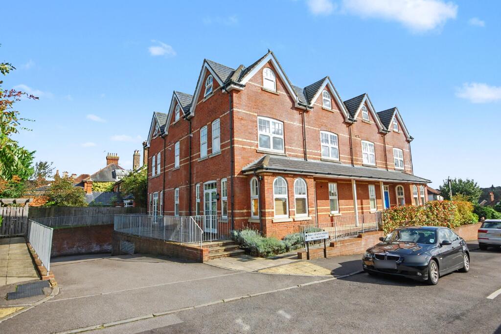 Main image of property: 1 Hale Road, Farnham, Surrey, GU9