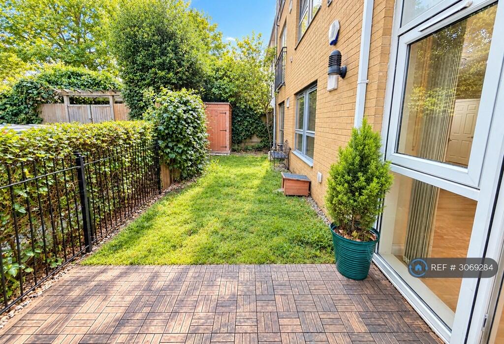 Property photo 11