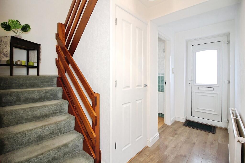 St. Hildas Close, Syston, LE7 photo 3