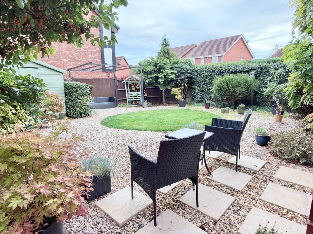 House in Tewkesbury, Priors Park - View 2