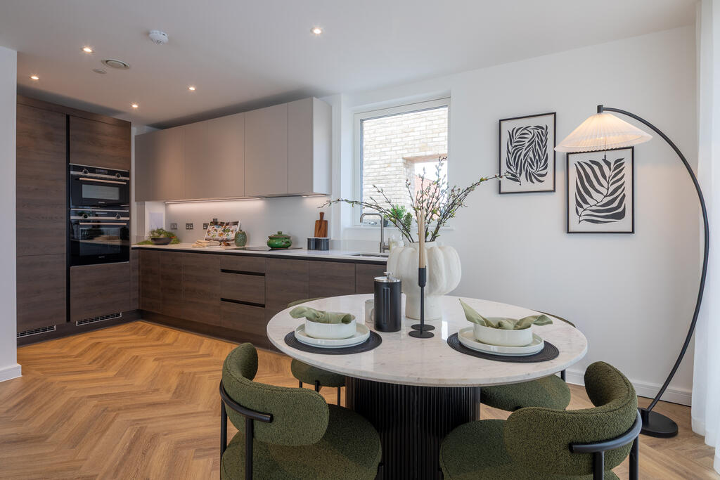 Main image of property: Carlton Vale
London
NW6 5HH