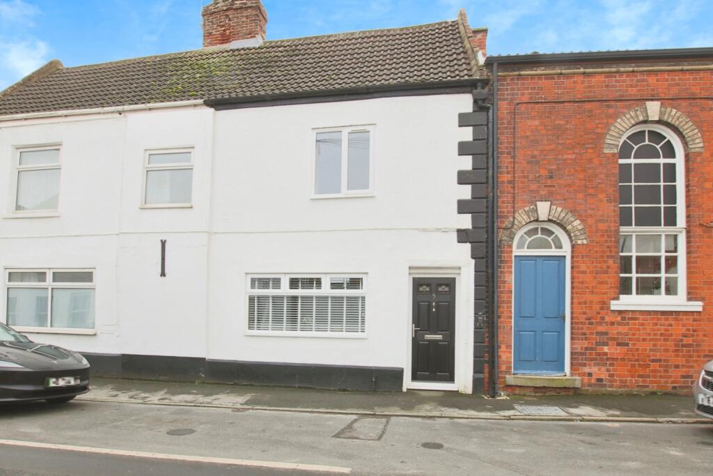 Main image of property: Greenshaw Lane, Patrington, Hull, HU12 0RL