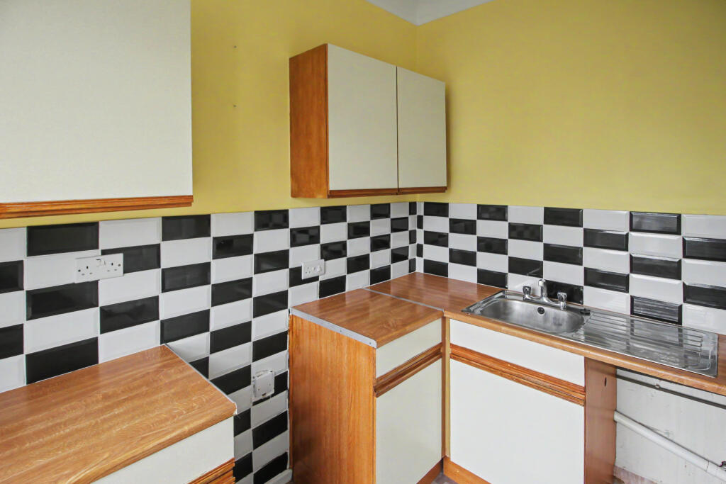 Flat 3, 42 Hove Park Villas, Hove, BN3 6HG photo 4