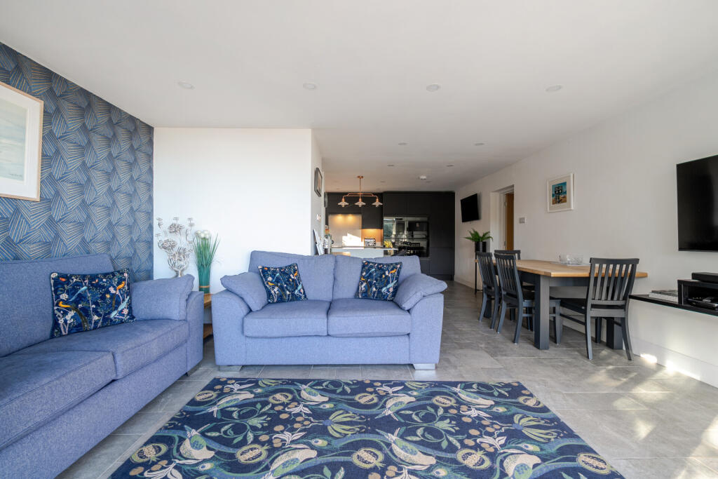 Apartment in Torquay - View 5