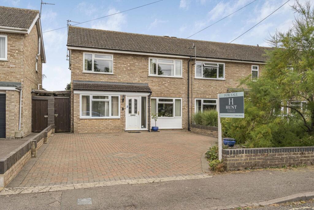 Main image of property: Ludsden Grove, Thame, Oxfordshire, OX9