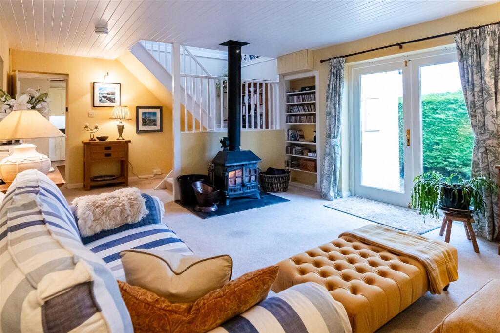 House in Little Haven, Talbenny Cross, The Havens - View 4