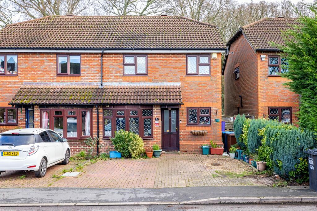 Main image of property: Harrow Road, Warlingham, CR6