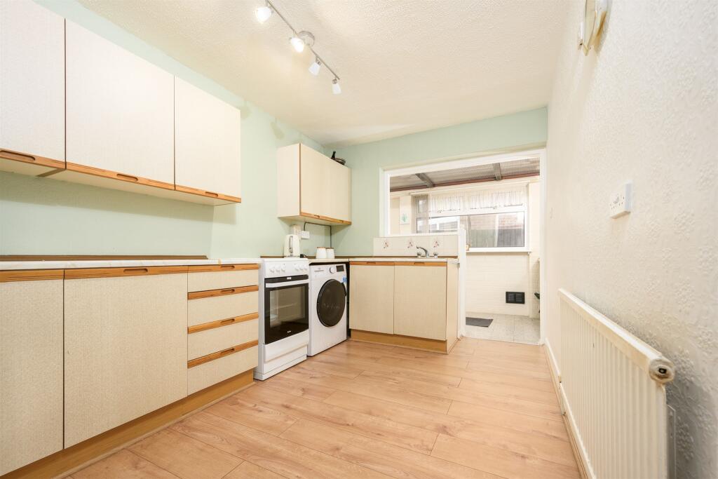 House in Desborough, North Northamptonshire - View 3