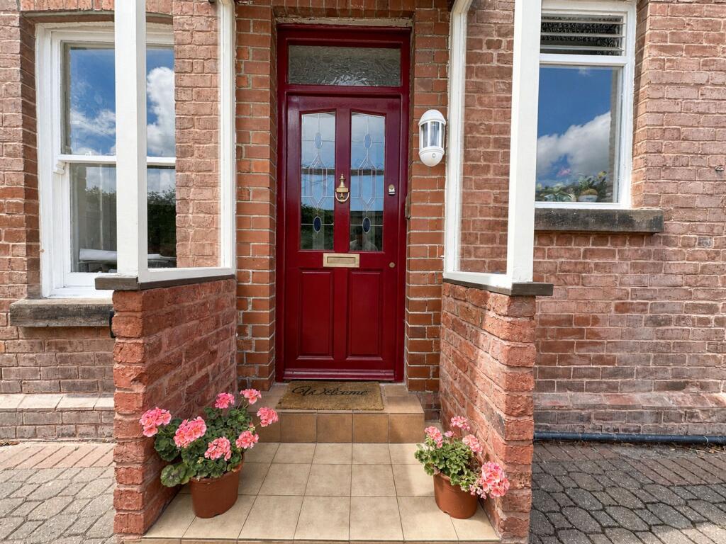 Apartment in Chester - View 5
