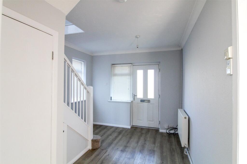 33 Frobisher Road photo 4
