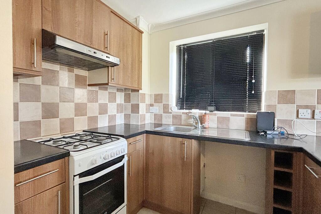 House in Tonbridge - View 3
