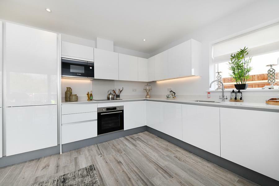 House in Basildon, Ramsden Crays - View 2