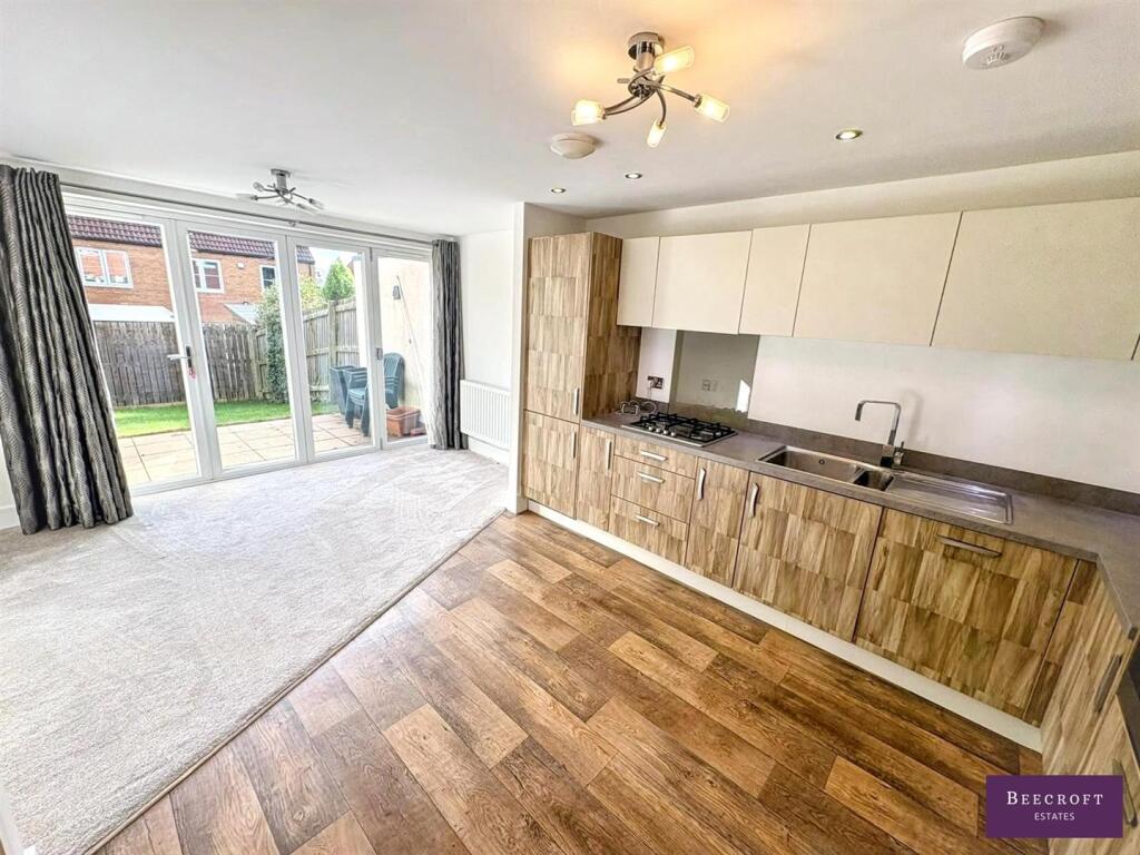 Wild Geese Way, Mexborough photo 3