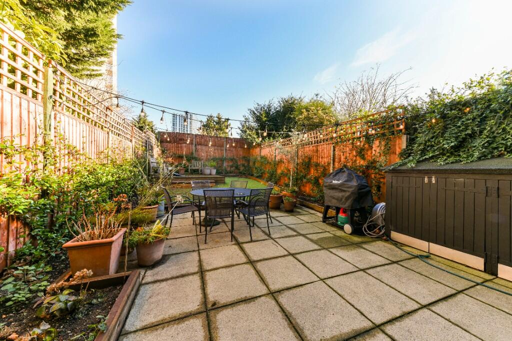 Hornby Close, Swiss Cottage, NW3 photo 3