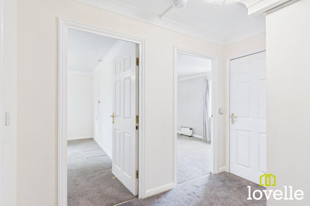 Apartment in Hull - View 5
