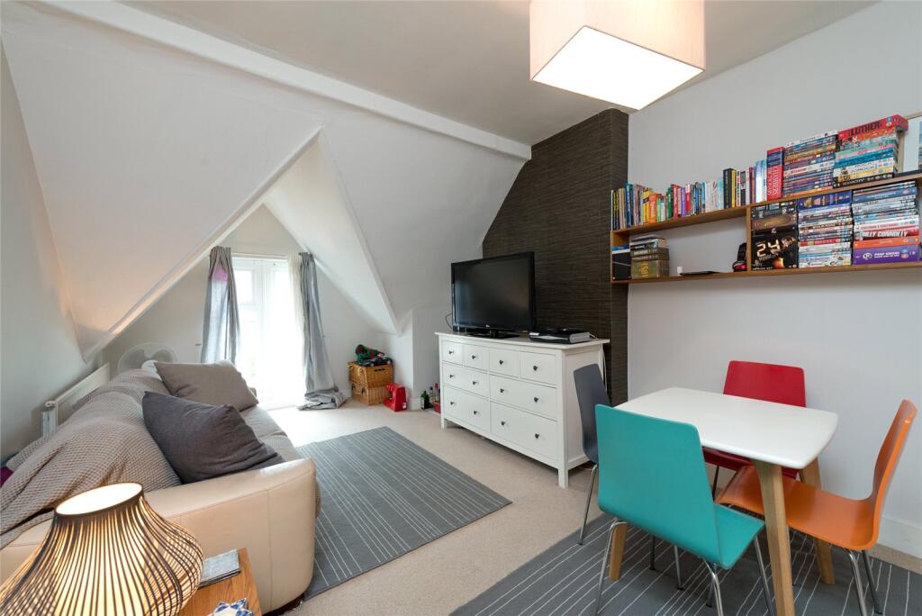 Main image of property: Wellesley Road, 
Chiswick, W4