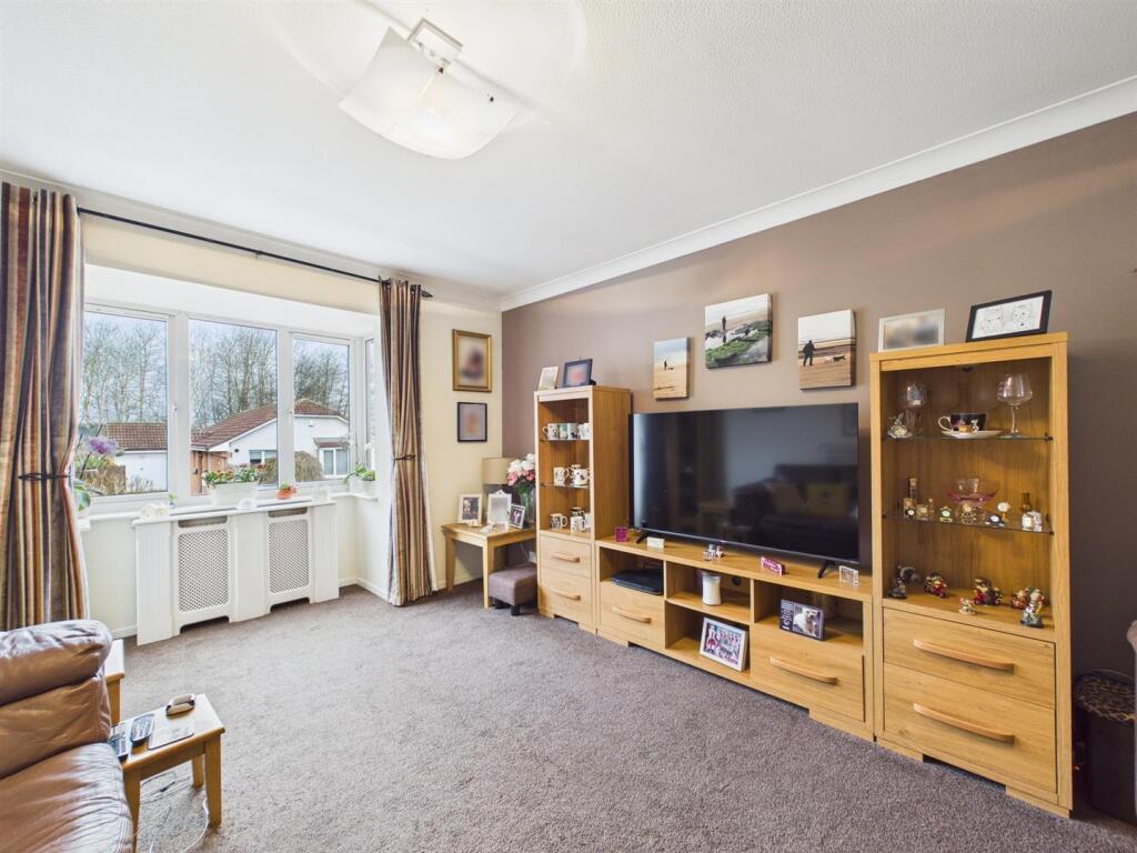 1 Hewat Place, Perth, PH1 2UD photo 3