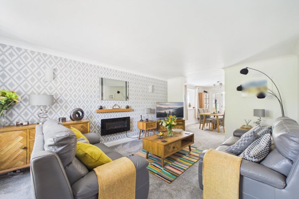 Lincolnshire Gardens, Warfield, Berkshire, RG42 - View 4