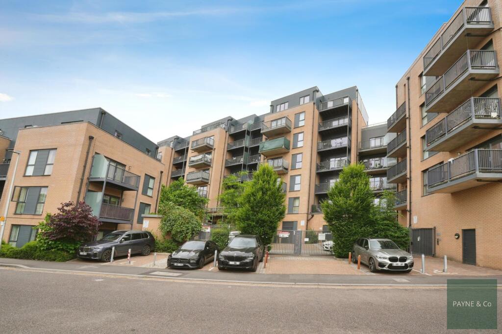 Main image of property: Clarence Avenue, Ilford, IG2