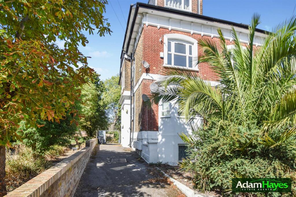 Main image of property: Friern Park, North Finchley, N12