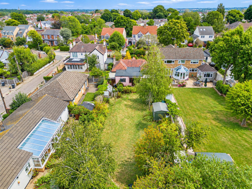 House in Southend-on-Sea - View 2