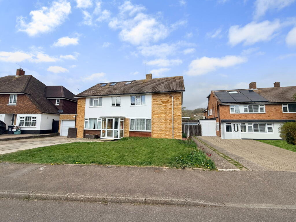 Main image of property: Elmshurst Gardens, Tonbridge, TN10 3QU