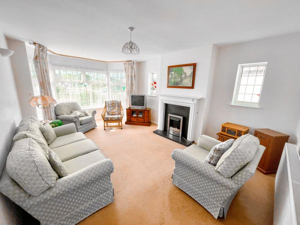 House in Worthing, Goring-by-Sea - View 3