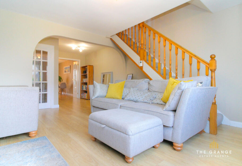 Ardivot Place, Lossiemouth, IV31 photo 3