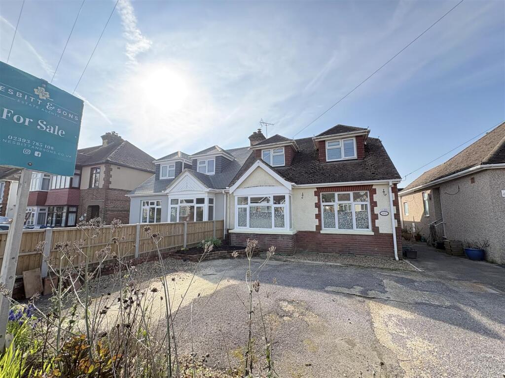 Main image of property: THE CROSSWAY, PORTCHESTER