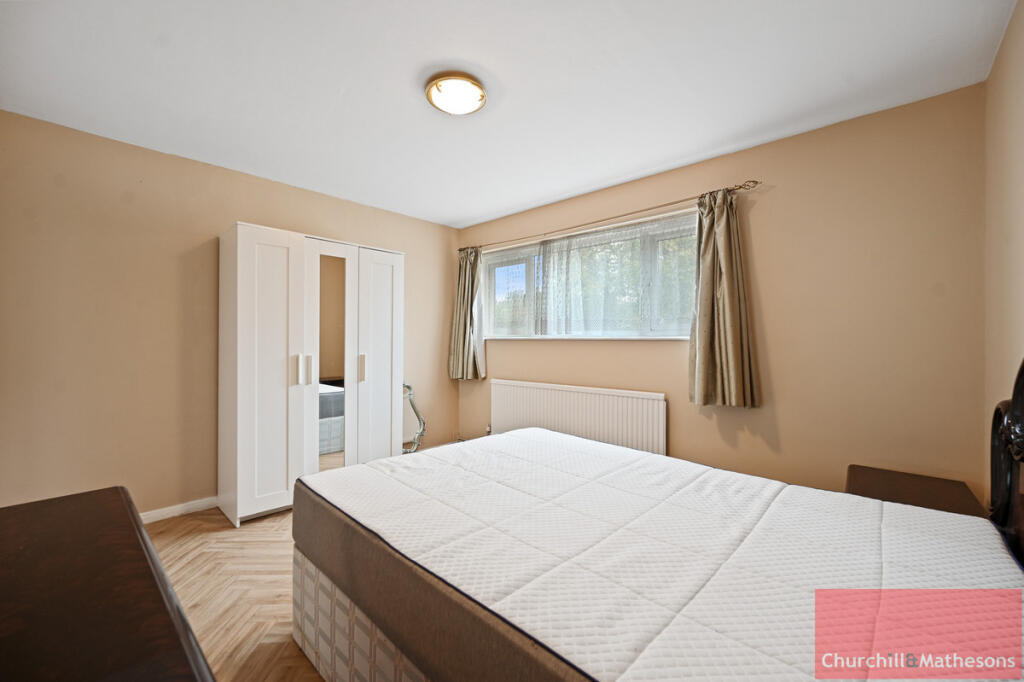 Apartment in London - More