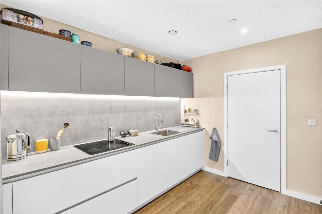 Apartment in London, Leyton - View 4