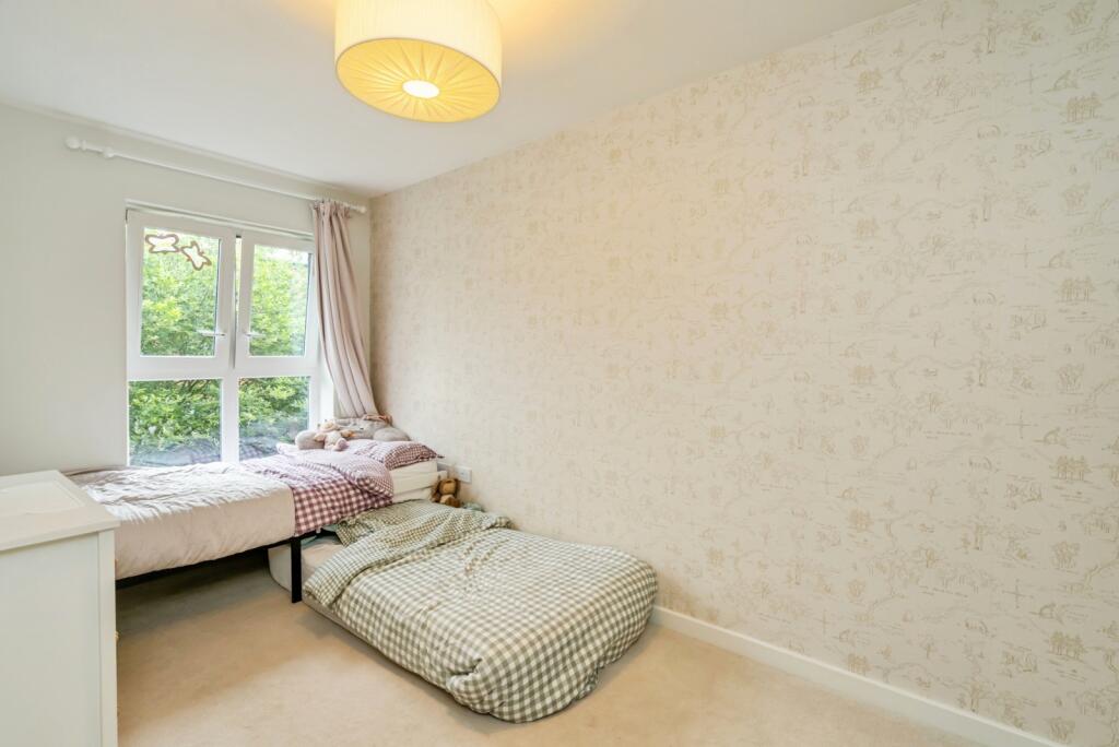Longley Road, CHICHESTER, West Sussex, PO19 - View 6