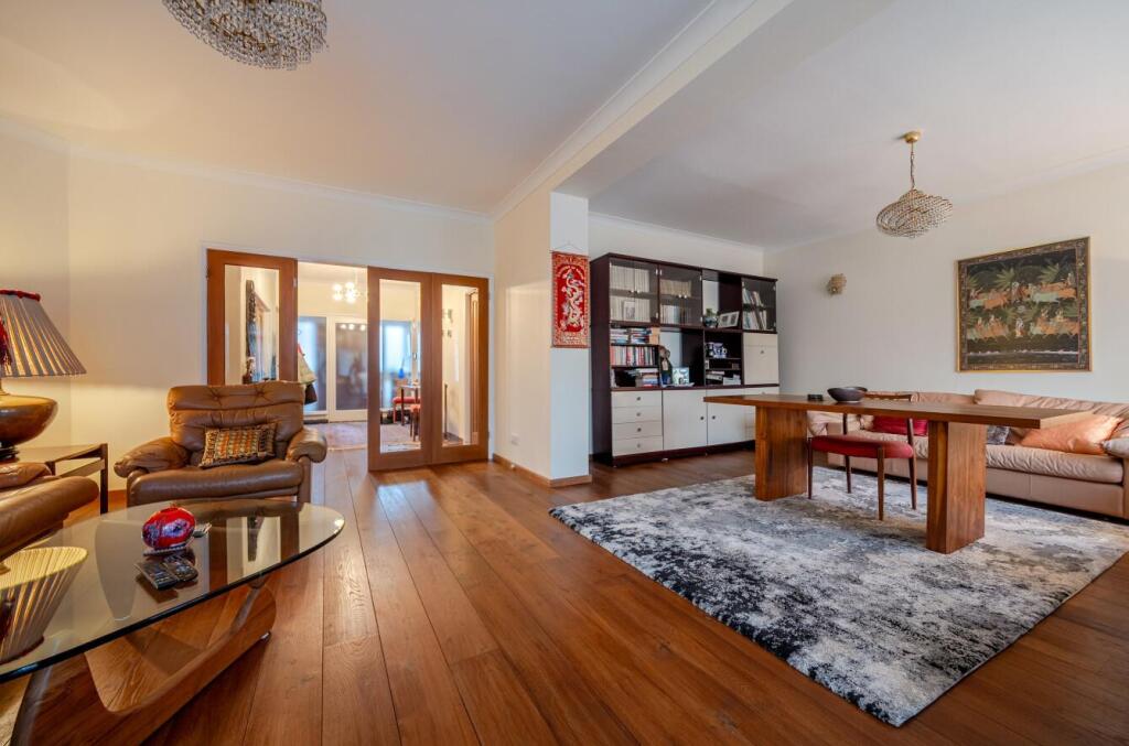 Framfield Close, Woodside Park photo 3