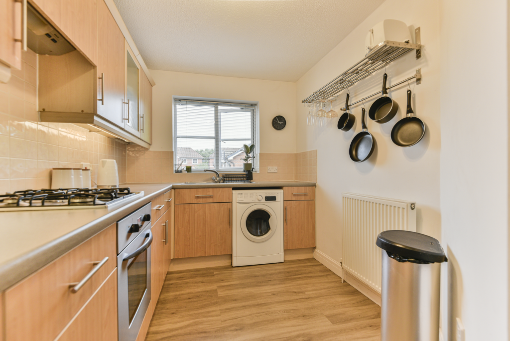 Apartment in Wilmslow, Cheshire East - View 4